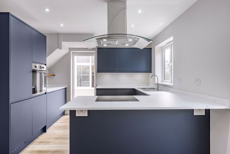 Kitchen- click for photo gallery